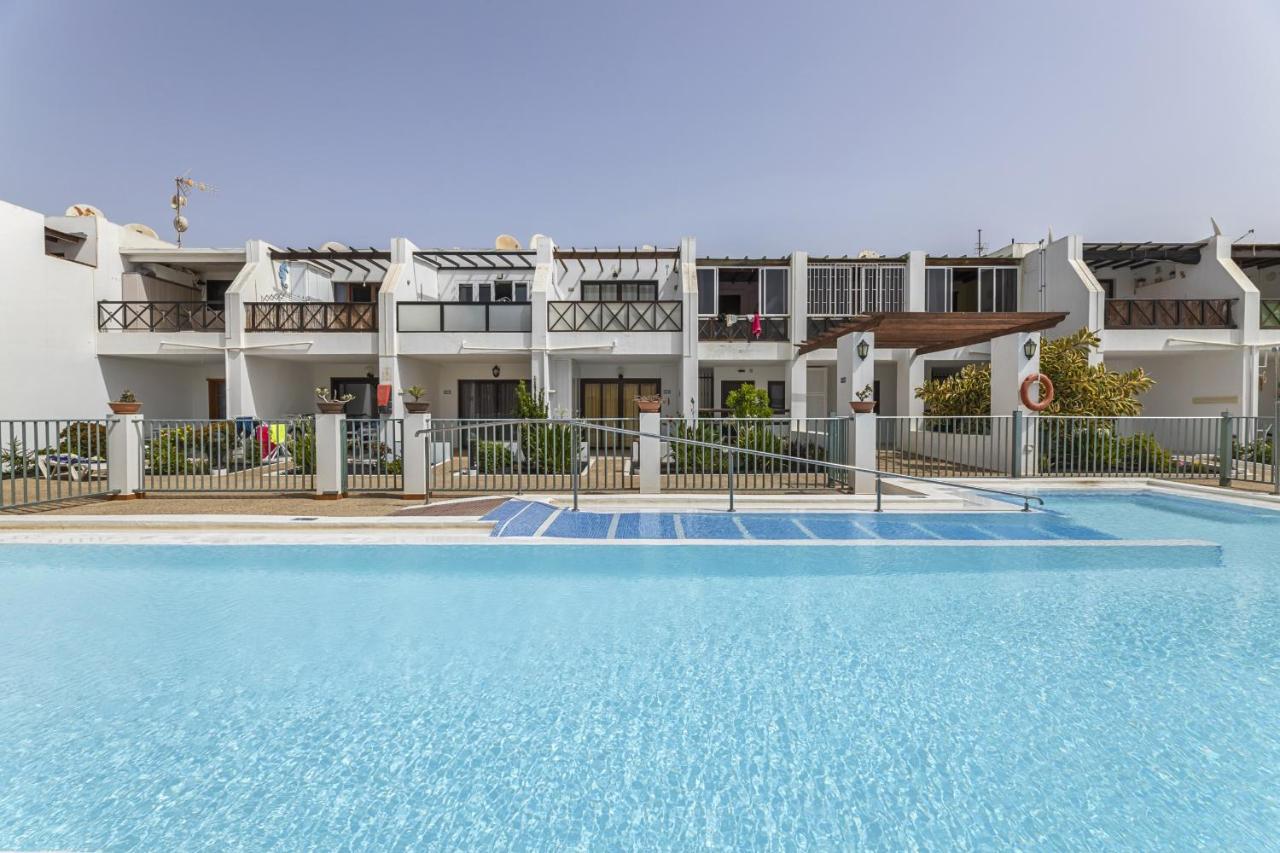 Hola Arnage Pool View Appartement Puerto del Carmen  Buitenkant foto
