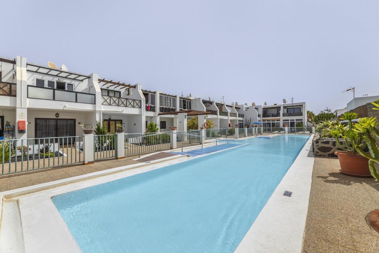 Hola Arnage Pool View Appartement Puerto del Carmen  Buitenkant foto