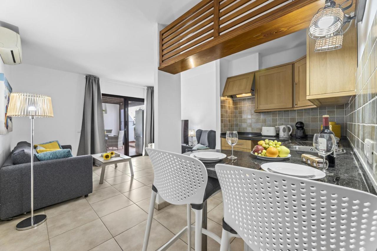 Hola Arnage Pool View Appartement Puerto del Carmen  Buitenkant foto